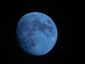Blue Moon : La bière qui a décroché un ticket pour la Lune !