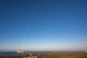 SpaceX – Lancement moyen, mouvement gros