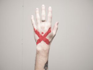 Mise en lumière sur le shadowban : X promet plus de transparence