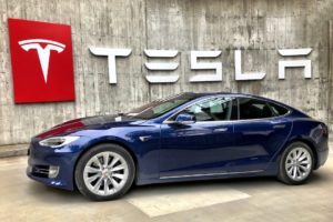 Tesla peut-elle réellement changer les règles du jeu ?