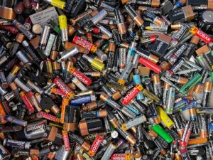 Ampère Regain : Quand le recyclage donne une nouvelle charge à nos batteries