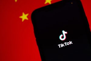TikTok fait-il assez pour modérer le contenu pendant le conflit Israël-Hamas ?