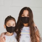 La Beauté du Bistouri Numérique : Quand la Peau Lisse attire les Requins de la Finance