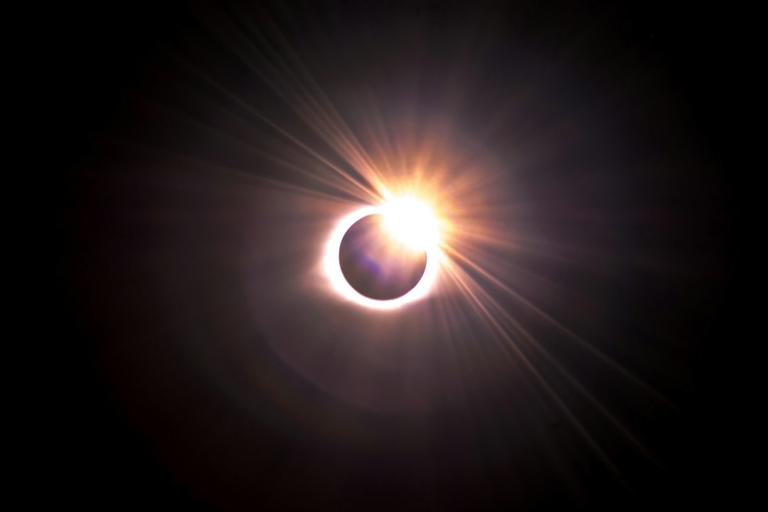 Éclipse Totale sur la Route du Soleil : Un Spectacle à Ne Pas Manquer !