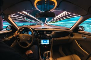 La Californie vers une nouvelle ère de régulation des véhicules autonomes?