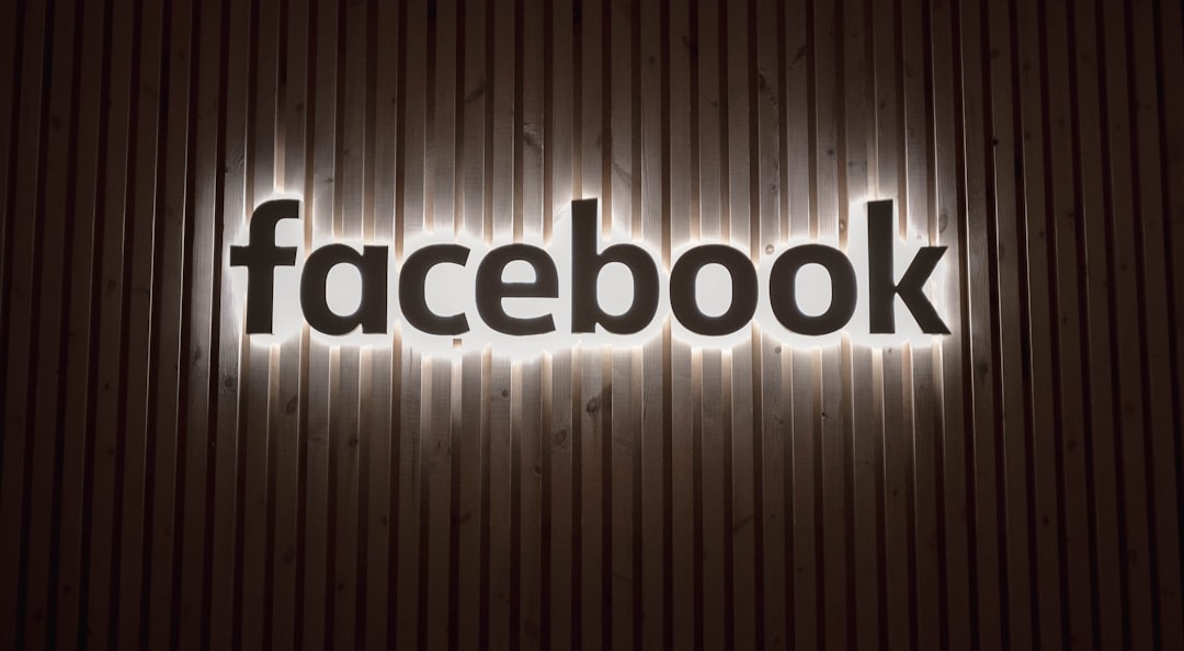 Facebook: Le réseau « pas si » social des milices extrémistes