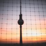 Quelle est la stratégie de MSI face à l’innovation de Samsung dans le domaine des moniteurs de jeu?