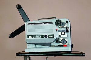 Le projecteur va-t-il supplanter la télévision dans nos foyers ?