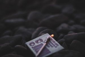 Jeux vidéo adultes : qui tire vraiment les ficelles derrière le bannissement du contenu NSFW ?