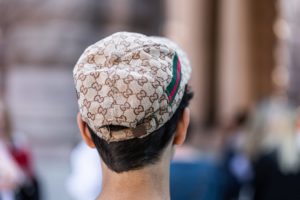 La justice peut-elle vraiment protéger les médias face aux représailles gouvernementales ?