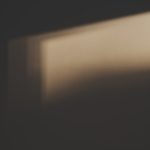 Pourquoi la lune nous fascine-t-elle autant à travers ses cycles ?