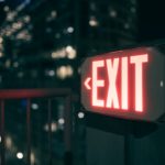 OpenAI et ChatGPT : l’innovation à toute vitesse met-elle en péril nos repères sociaux et éthiques ?