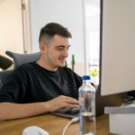 Qui tient vraiment les clés de l’information à l’ère de l’IA : les médias ou Google ?