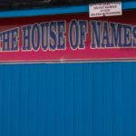 Bouton d’Arrêt : Quand la mobilité met la finance sur pause