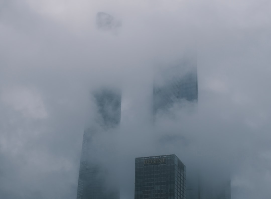 Sommes-nous devenus trop dépendants d’un cloud aux failles multiples ?