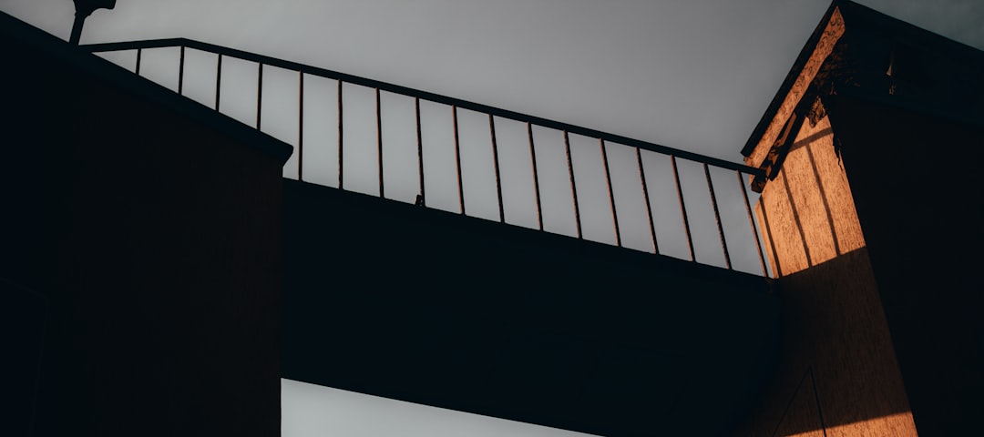 L’IA choisit-elle déjà les métiers qu’elle va automatiser ?