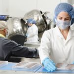 Airbnb sort le grand jeu… et les courses !