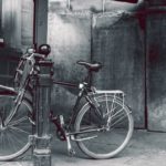 Comment arrêter les dérives de l’IA comme ClothOff alors que la justice peine à suivre ?