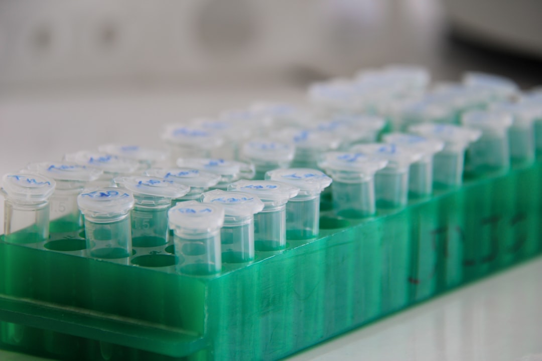 L’intelligence artificielle va-t-elle révolutionner la découverte de médicaments ?