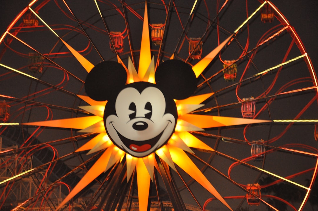 Quand Disney fait l’impasse… YouTube TV bricole la masse !