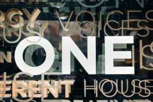 Voix de Capitaux : Quand l’IA lève le ton et la mise