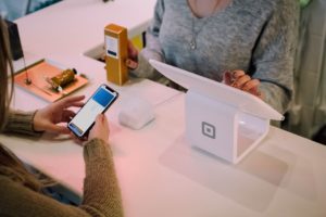 L’iPhone d’Apple peut-il continuer à défier tous les pronostics ?