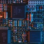 Bulles, bijoux et bots : bienvenue dans l’économie de l&rsquo;automatisation compulsive