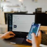 Clique-Ups et Coups Bas : Quand l’IA fait le ménage chez la productivité