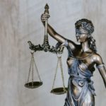 Conntour de l’Œil : Qui surveille qui surveille ?