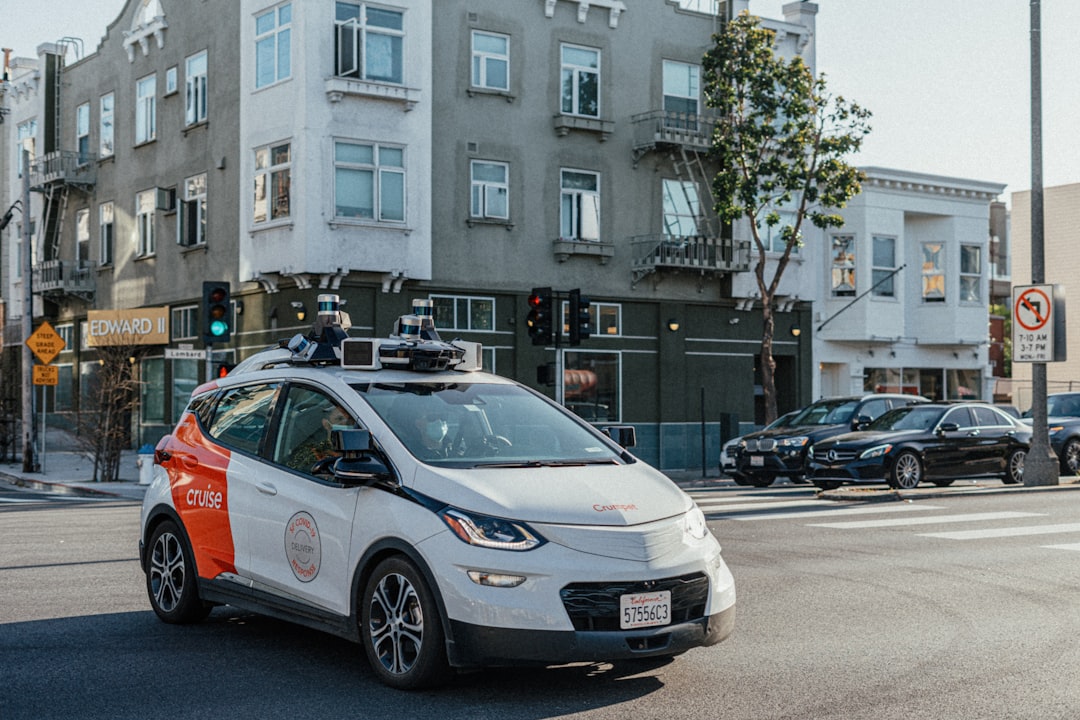 Waymo : les robotaxis sont-ils prêts à affronter les aléas de la météo et du monde réel ?