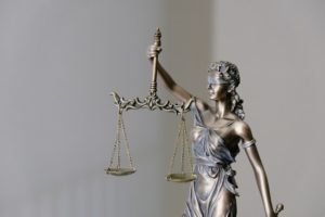 La bataille judiciaire entre Apple et OpenAI va-t-elle freiner l’essor du hardware intelligent ?