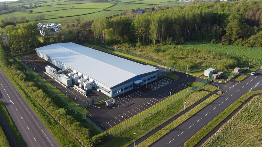 Courant alternatif : Nvidia branche l’IA sur la prise Cloverleaf