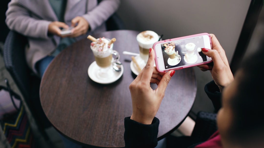 Instagram peut-elle redevenir cool avec Instants ?
