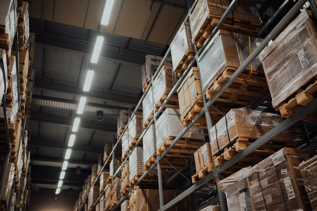 Amazon va-t-il dominer la logistique mondiale en s’ouvrant à toutes les entreprises ?