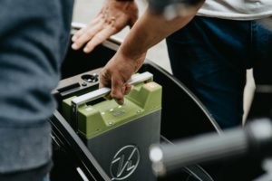 Honda passe la seconde : batterie neuve, chemin détourné !